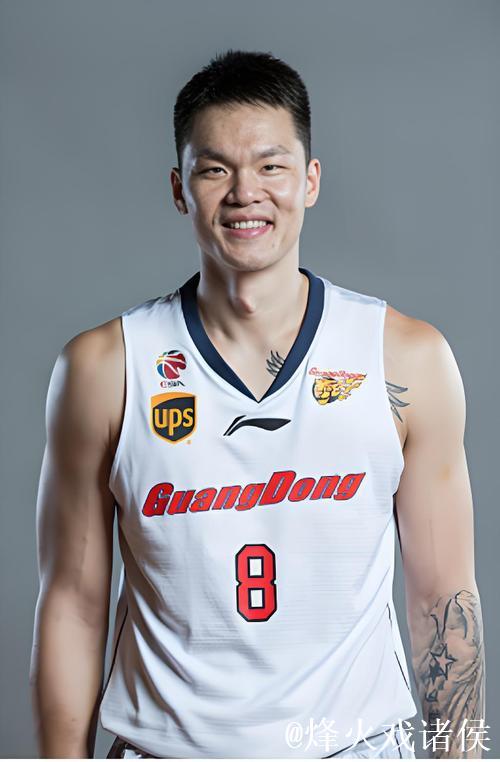 以朱芳雨第一人称独白，中国男篮的硬汉朱八，打球打架都猛！